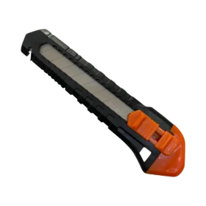 CUTTER DE PLASTICO 6 PUL 19 MM FUMETAX SW-12109